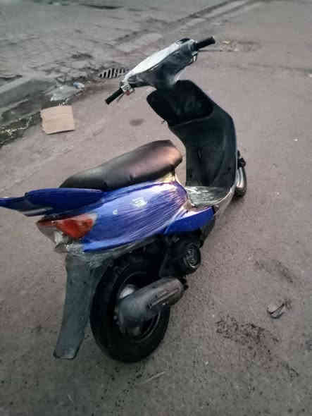 دراجه عصفوريه كامله ولا نقص مكان الحريه السعر 150 رقم الهاتف***********
