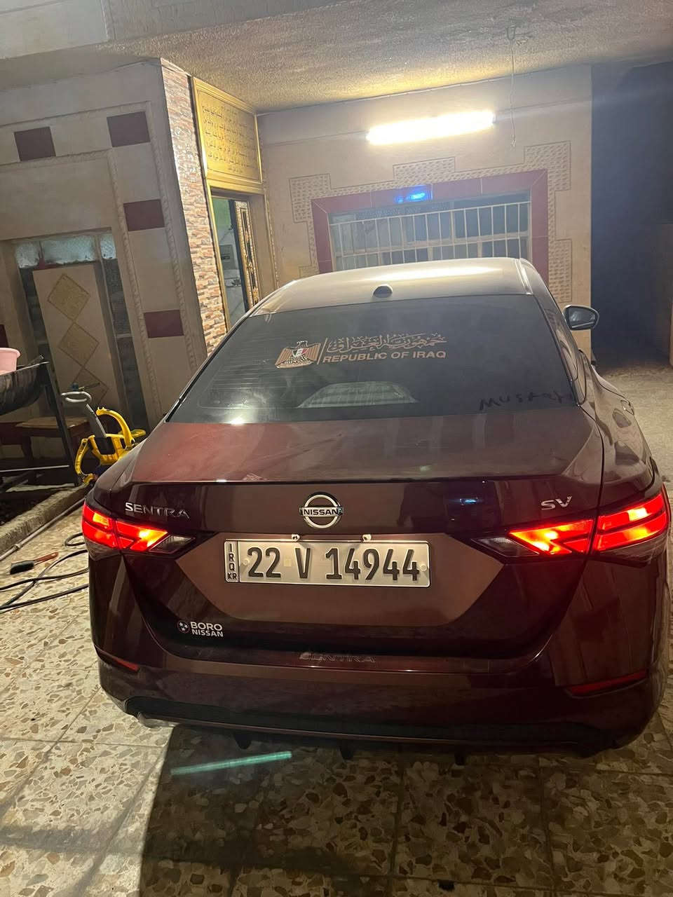 نيسان سنترا 2023 رقم اربيل الجديد
مواصفات 
كشنات هيتر
رادار امامي وخلفي 
تحديد مسار 
نقطه عمياء 
 كامرا دواره + حساسات 
نظام عدم اصطدام 
تدفئه استيرن 
تبريدد ثلج

السياره حادثها كلش بسيط فقط حافة البنيد ومصبوغ ع كده ايرباك البرده فقط طاك 
السياره جديده وحلوه خير من الله مال جناي 

مكان السيره بغداد حي الجهاد 

السعر 145 وبيها مجال بسيط
***********
