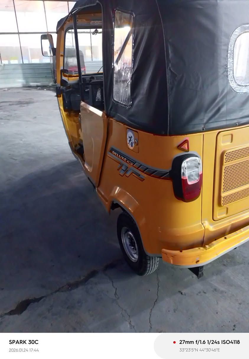 سلام عليكم تكتك البيع موديل 21شهر 11تكتك مكفواله تكتك كبل الشارع ربع مذب عليه رقم  تحويل ثاني يوم مكاني بغداد حي نصر السعر 6 ونص وبيه مجال حك ‏‪***********‬‏
