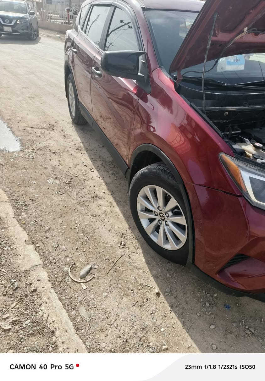 سلام عليكم راف فور موديل ١٨ مواصفات عاديه طخم تاير جديد شرط التحويل وبطاقة بانزين موجوده گير محرك شرط  جاهزه مابيه نقص السونار موجود السياره بدون دواخل والشاصي سليم  السعر١٢٥ وبيه مجال وحي الله الجميع ***********الحويجه حي العسكري
