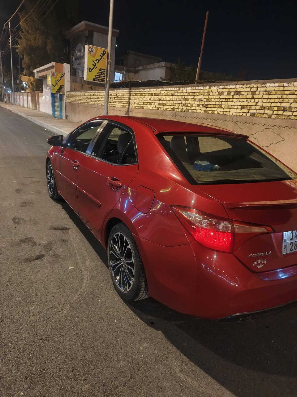 كورلا مديل ١٨سنويته بسمي شرط التحويل
ماشيه ١١٠ كير محرك كفاله شرط برغي مامفتوح بيهن
السياره مكفوله من الضربه والتبديل والصبغ بيه بارد بلباب موضح بسونار السياره تقرير كل نقص مابيه  
السعر ١٤٠ رقم تلفون ***********
