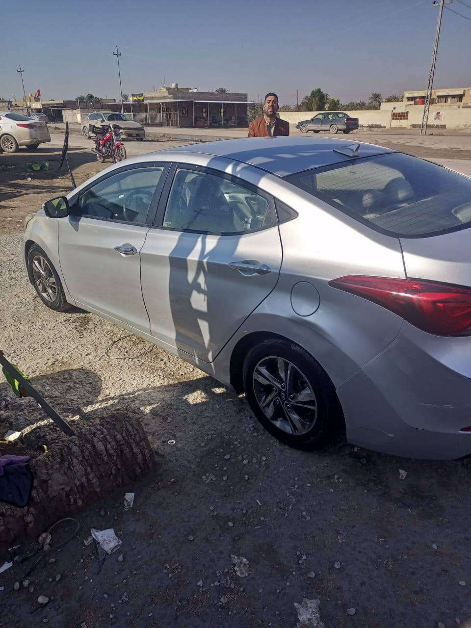 النترا امريكي موديل 16 حادث  تبديل بنيد  وجاملغ الامامي  وبيه جراد  باب والبنيد   محرك كير تبريد  وحدايديه شرط سنوية ما  منتهيه   باسمنه  ذي قار    السعر 95 بيه مجال قليل    مكلف بلنشر      اتصال على هذا الرقم ***********   مكان السياره ناصريه ناحية الفظليه
