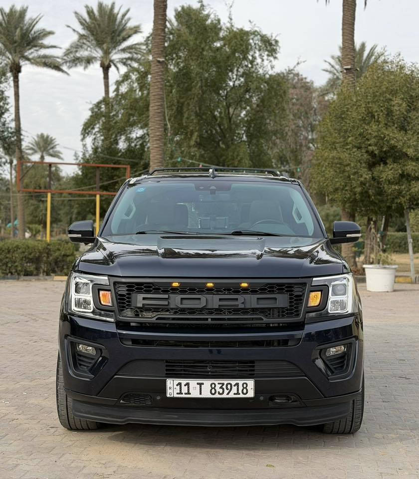 السلام عليكم
فورد اكسبدشن (XLT )
الموديل : 2021 
ماشية : 45 الف 
المواصفات 
بانوراما 
بصمة 
بصمة ابواب 
تشغيل عن بعد 
تحكم ستيرن جهتين 
كروز سرعة 
شاشة 
كاميرا خلفية + امامية 
صندوك كهرباء 
كشنات جلد 
كشنات كهرباء 
كشنات تدفئه + تبريد 
كشنات الخلفية منفصلة 
ذاكرة خزن ميموري 
ستيرن هيتر + كهرباء 
المكينة 6 سلندر 
 3500 تون توربو 
لايت زنون 
بلوجكتور زنون 
رادارات 
قيادة ذاتية 
تحديد مسار 
دوسات 
سستم صوت سماعات 
الكير ماوس 
فور ويل 4x4
سايد بريك دكمة 
 3 قطع تبريد 
 7 راكب 
حساسات امامية + خلفية 
هوك خلفي 
ويل كب كروم 
مري شفط كهرباء 
اشاير بالمري 
نظام اطفاء 
نظام انحدار 
(رقم  بغداد الجديد بأسمي مشروع وطني )
الحادث : جاملغ + بنيد + بابتين . 
السيارة بدون اي نقص جاهزة من كلشي .
السعر : 265 وبيها مجال
العنوان : بغداد الكاظمية قرب مرور الكاظمية معارض جكوك معرض الرحمن 
للاستفسار 
 ***********
***********
