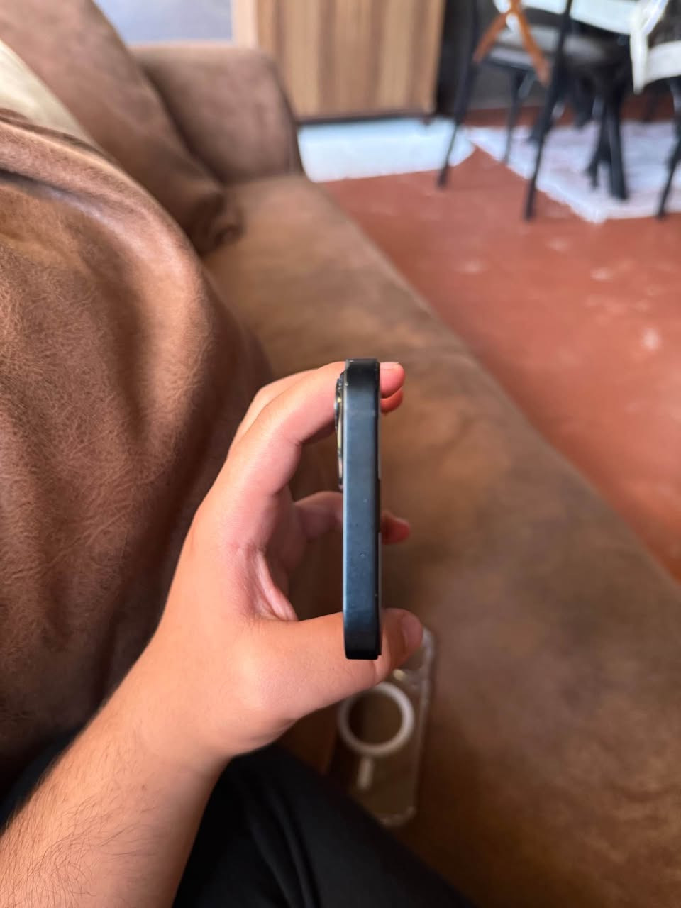 ايفون 📱 13 عادي ذاكرة 128 مبدل شاشه اصليه ثلاث خيارات و فيس ايدي شرط شغال بطارية 77 بلادي ما مبدله استخدامي الشخصي . زاخو, دهوك


**إذا كنت صاحب هذا الإعلان وتريد حذفه لأي سبب، رجاءا أرسل رسالة إلى الدعم الفني**