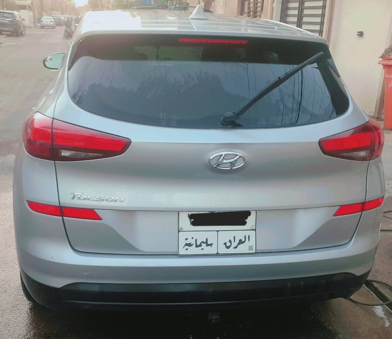 💰 السعر.163 ورقة  

​✨ المواصفات الأساسية:

​السيارة: هيونداي توسان (Tucson)

​الموديل: 2020

​المنشأ: وارد أمريكي أصلي

​الرقم: شمالي (جاهزة للتحويل الفوري باسمك ✅)

​🛠️ حالة السيارة والضرر (بكل شفافية):

​الحادث: تبديل بنيد فقط (الضرر خفيف وموضح بالصور 📸).

​الهيكل والشواصي: مكفول شرط فحص السونار (سليمة 💯).

​الإيرباك: إيرباك الستيرن فقط مفتوح، وتم إصلاحه بنظام (راجه سستم).

​المحرك والميكانيك: بشرط الفحص!

​💎 الميزات والمواصفات:

حجم المحرك 2000

​المسافة المقطوعة: 34,000 ميل فقط (قليلة جداً!).

​التشغيل: سويج 🔑.

​الجنط: ويل كب (اصلي ).

​الأمان: رادارات جانبية ⚠️.

​الفرامل: هاند بريك ( بصمة.)

​: شاشة ديجيتال كبيرة (لمس ).

​مواصفات عادية.

​💵 طريقة البيع والموقع:

​البيع: نقداً فقط 

​الموقع: بغداد / الطالبية.

​📞 للتواصل والاستفسار (اتصل مباشرة):

​الرقم: ***********

​ملاحظة هامة: الرجاء الاتصال مباشرة على الرقم المذكور للاستفسار وتحديد موعد المعاينة. صور الحادث متوفرة مع الإعلان.
