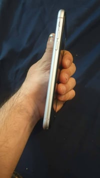 ايفون 11 لبيع برغي ممفتوح بي جديد بطاريه 92 ذاكره 128 جهاز وتر شخط ماب...