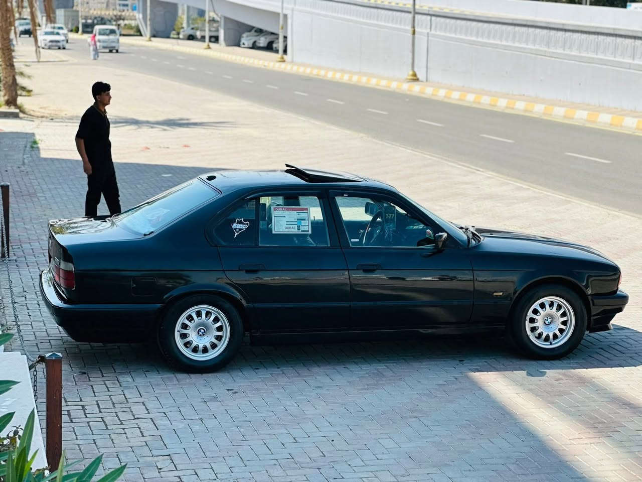 السلام عليكم
للبيع BMW موديل 1992محرك مسكر كير اوتماتيك بحاله جيده جدا محرك جيد جدا صدر امامي خلفي جديد تخم تاير جديد سنتر لوك سلايت طكتين شغال السياره مصبوغة عام جماليه فقط رقم صلاح الدين دولي تحويل اي مكان يعجبك سنويه منافذه هزه جديده تبريد وي السويج سياره بلاديه واحلى من الصور السعر 70 مكان السياره بغداد حي الجهاد للاستفسار الاتصال على الارقام
*********** واتساب
***********  اتصال
