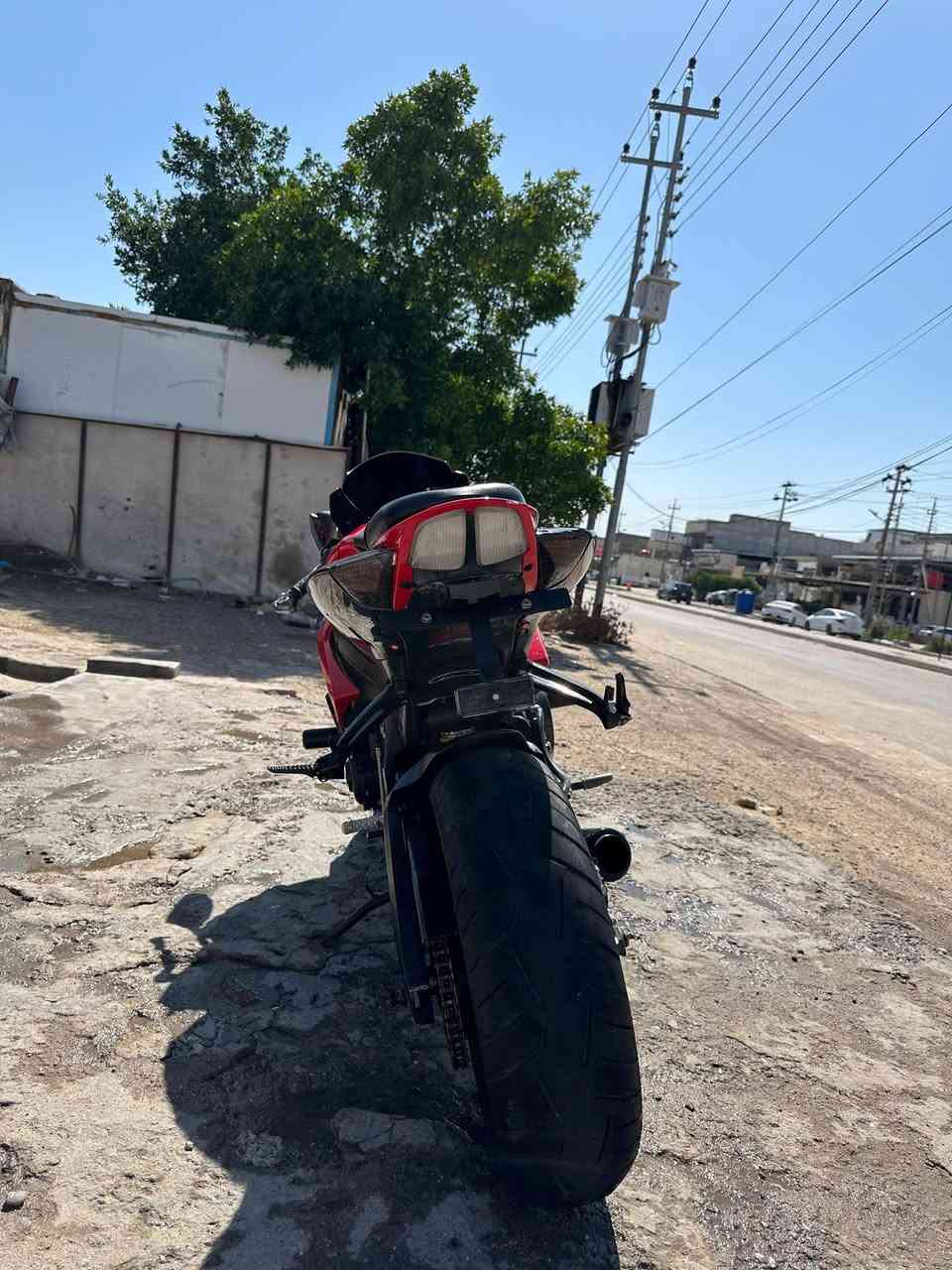 السلام عليكم جكسر للبيع موديل 2007 مكينه 750 كفاله عامه مكاني بصره شراي اتصل ***********
