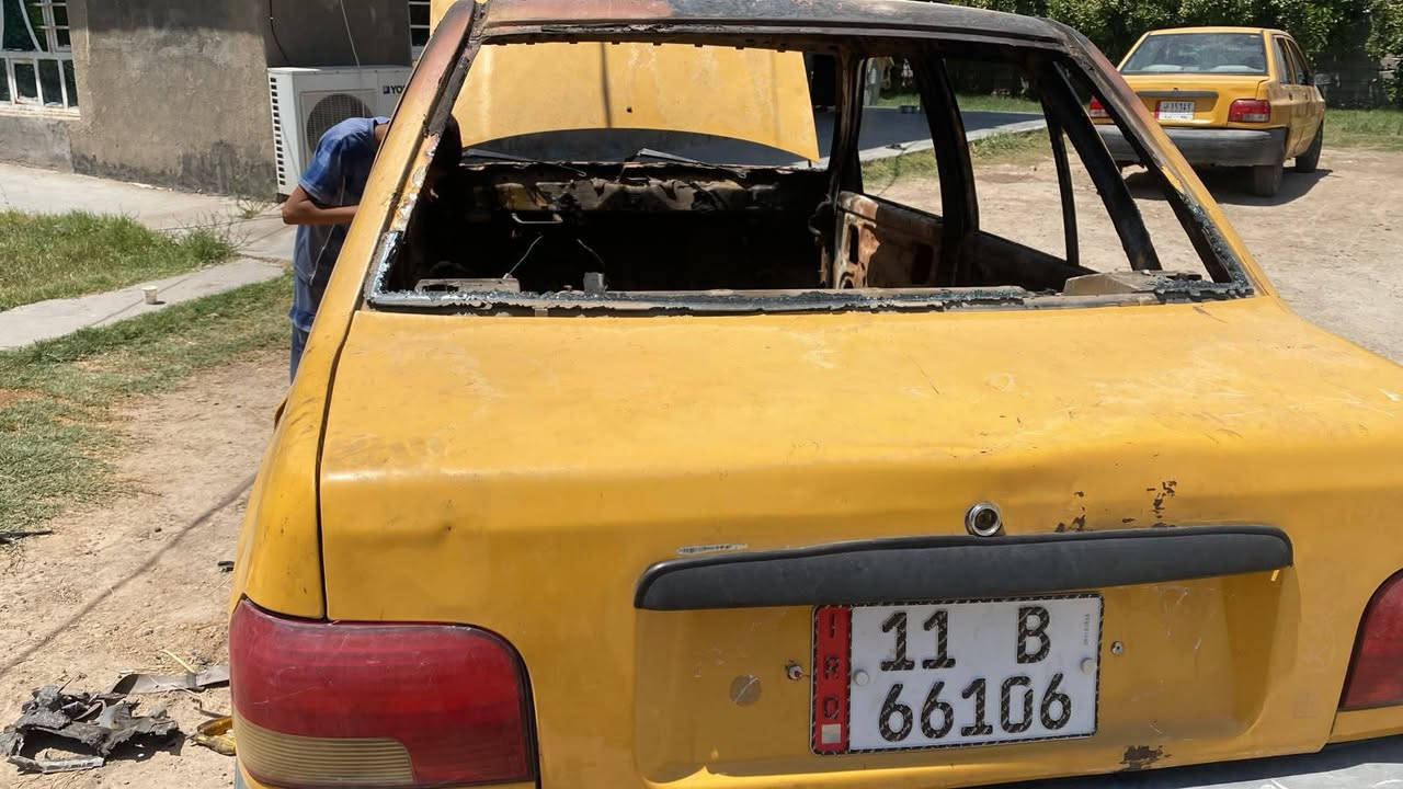 سايبه للبيع بس غرفتها محتركه مكينه ودواخل مابيها شي***********
