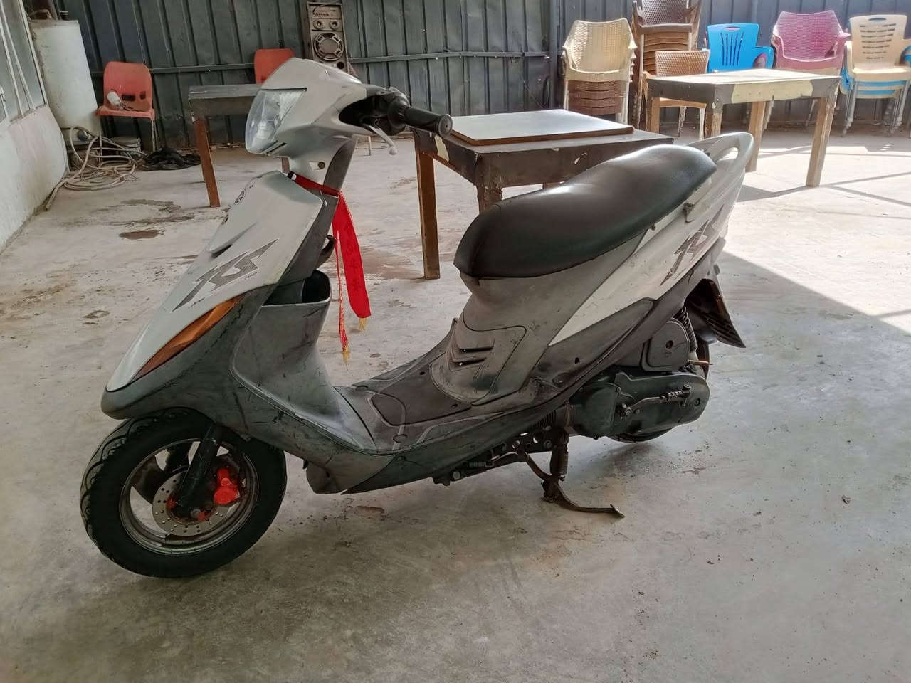 السلام عليكم كل عام وانتم بخير انشالله احبتي دراجه ماكس عدله للبيع رمبه نزول جديد حسب لضروف ابيعها مكفوله عام مكاني بغداد منطقة الدوره شارع 60   . رقمي وتساب اسيا واثير اتصال وبخدمت الشراي ***********. ***********  السعر ٩٨٠ بيها مجال بسيط وحياكم الله
