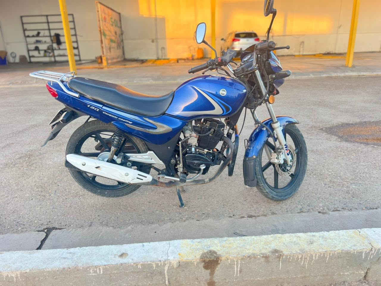 السلام عليكم
سايم نظيف موديل 22 مسجل كامل 
السعر مليون و800


**إذا كنت صاحب هذا الإعلان وتريد حذفه لأي سبب، رجاءا أرسل رسالة إلى الدعم الفني**