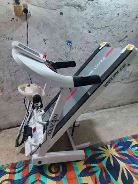 السلام عليكم
جهاز جري دبل موطور جبلي يحمل وزن 130 كيلو وسرعته 140وسعرة 400 اوياه جهاز كسر الشحوم ماصارلي شهر من أخذته ب 650 مكاني كربلاء رقم ***********
