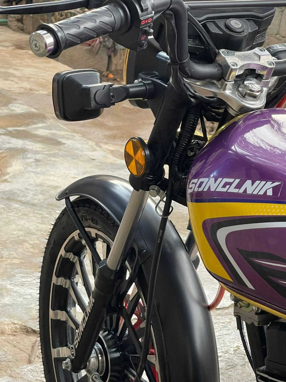 سلام عليكم ،دراجة سيڤان موديل26محرك, 200cc اسود بالكامل،ضاغطة وزنجيل  سويجين وبصمتين  دراجة نضيفة جداً مستعملة شهرين فقط ،اوراقهة اصولية وكاملة مابيهة نقص بأي شي (السعر مليون) وبيها مجال شي قليل للستفسار اگثر الاتصال على الرقم(***********)
 

مكلف بلنشر  ♥
