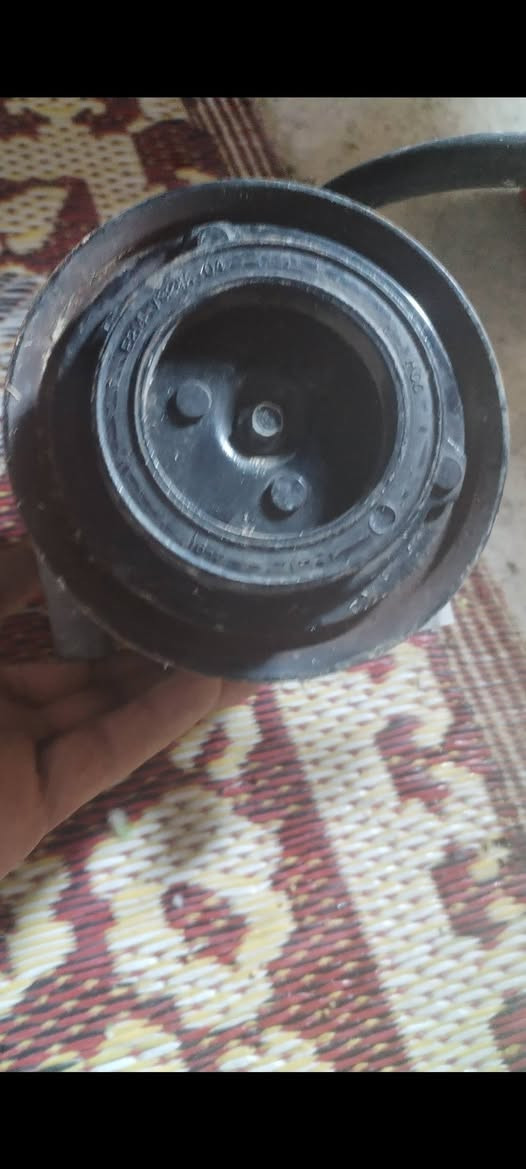كمبريسر حاويه النتره مقدسه الفين السعر ٥٠الف قفل ***********
