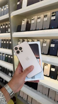 16pro Max 256 - 100% دورات 160  بسعر قوي 🤷🏻‍♂️ رغم صعود الاسعار  التوا...