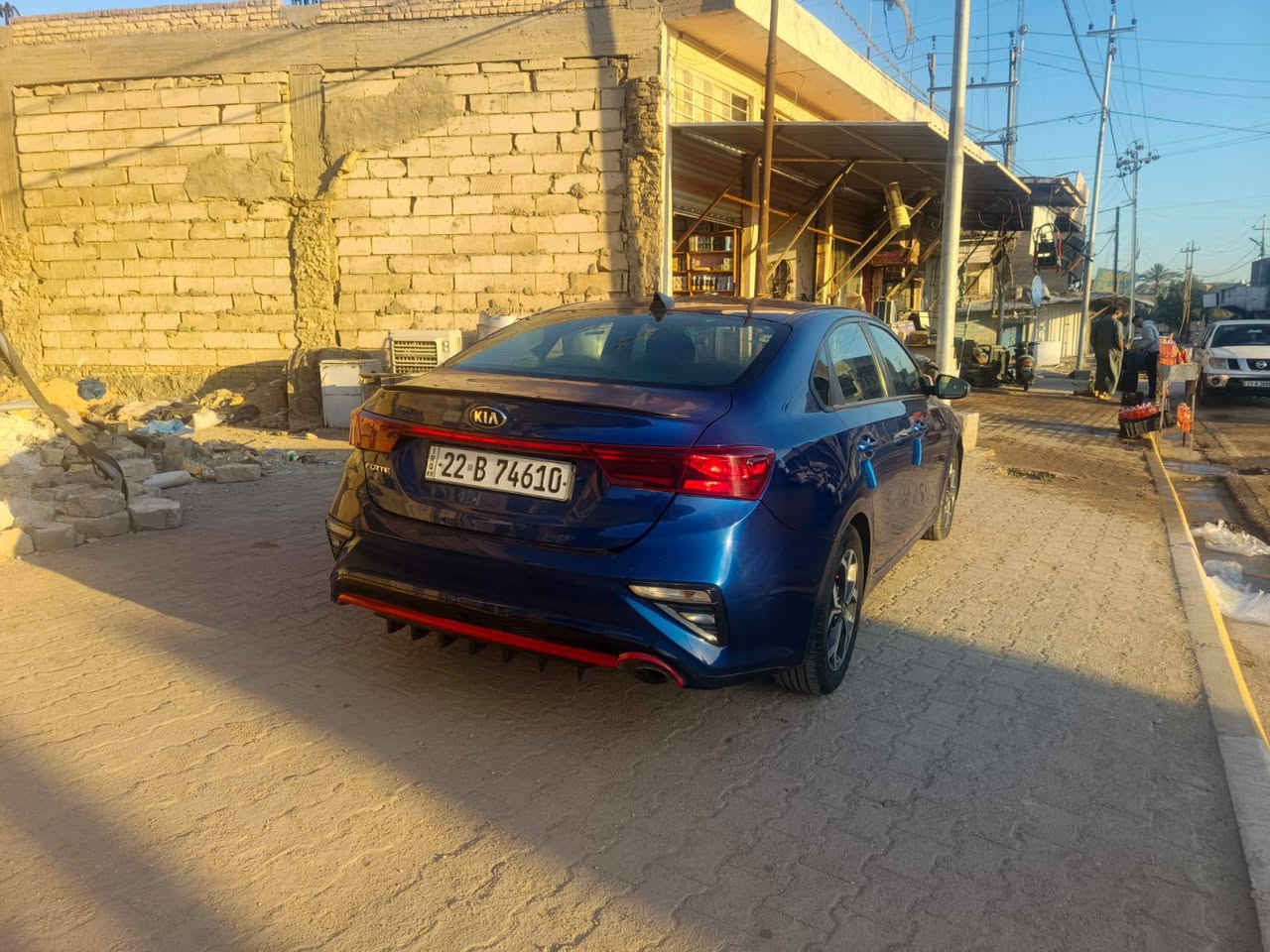 السلام عليكم فورتي 20 اجويتي مميز سياره نضيفه خير من الله مناقصه شي  حادثها قطعتين اوباب اكلير كير مكينه خير من الله تخم تاير سياره جاهزه من كلشي مكاني كربلاء اطوريج ***********
