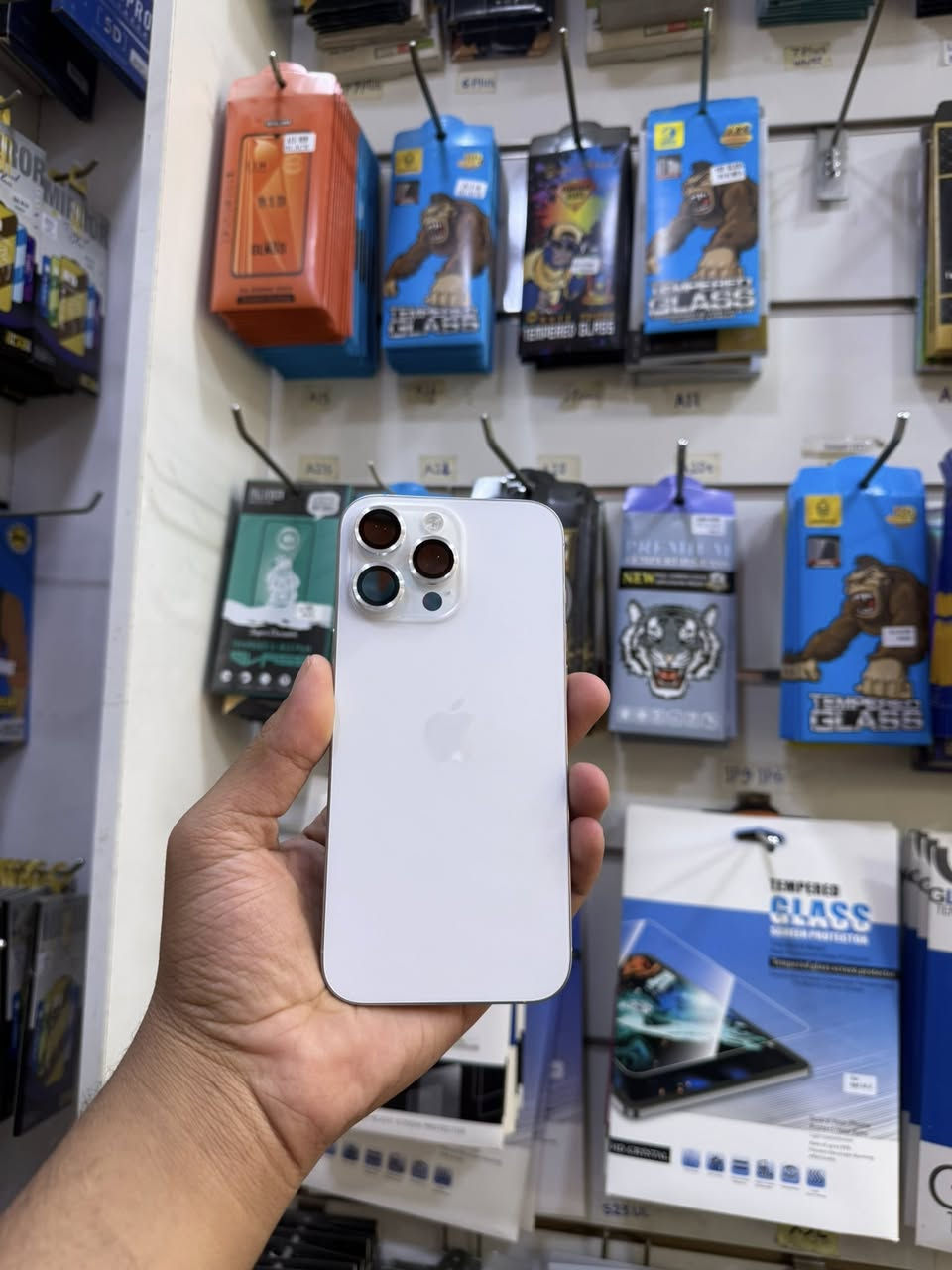 iPhone 16 pro max
البطارية 95

الذاكرة 256

الابيض🔥

كارتون مبي ( حافظة ماركة اصلية+ لاصق اصلي)

السعر متوفر خاص🔥🔥

شرق الاوسط ماستر✅(نفس مموضح ب صوره)
__________________________
الضمان لدى مركزنا 5  ايام من تاريخ الشراء✅

-الديوانية- سوك هرج -مركز الموسوي - مقابيل شارع بالات

للحجز

***********
