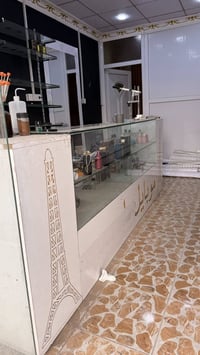 رف خشب ٣م • رف ٢م • ميز ٢٨٠ مع مرايه