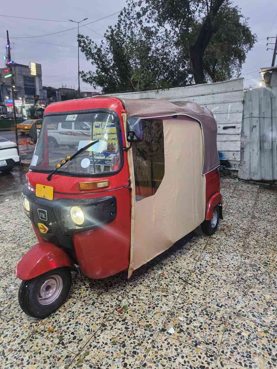 سلام عليكم تكتك موديل ١٨شهر ٤تكتك خير من الله تكتك كل نقص مابيه كبل لشارع تخم تغير دبلات جدد مكانه مال ٢٠تكتك حلوه مكاني بغداد مدينت صدر الحمديه سعره ٣٦٥٠او بيه ومجال حك جيه تكتك مال عيشه الله شاهد كبل تطلعوعلا باب الله ***********
