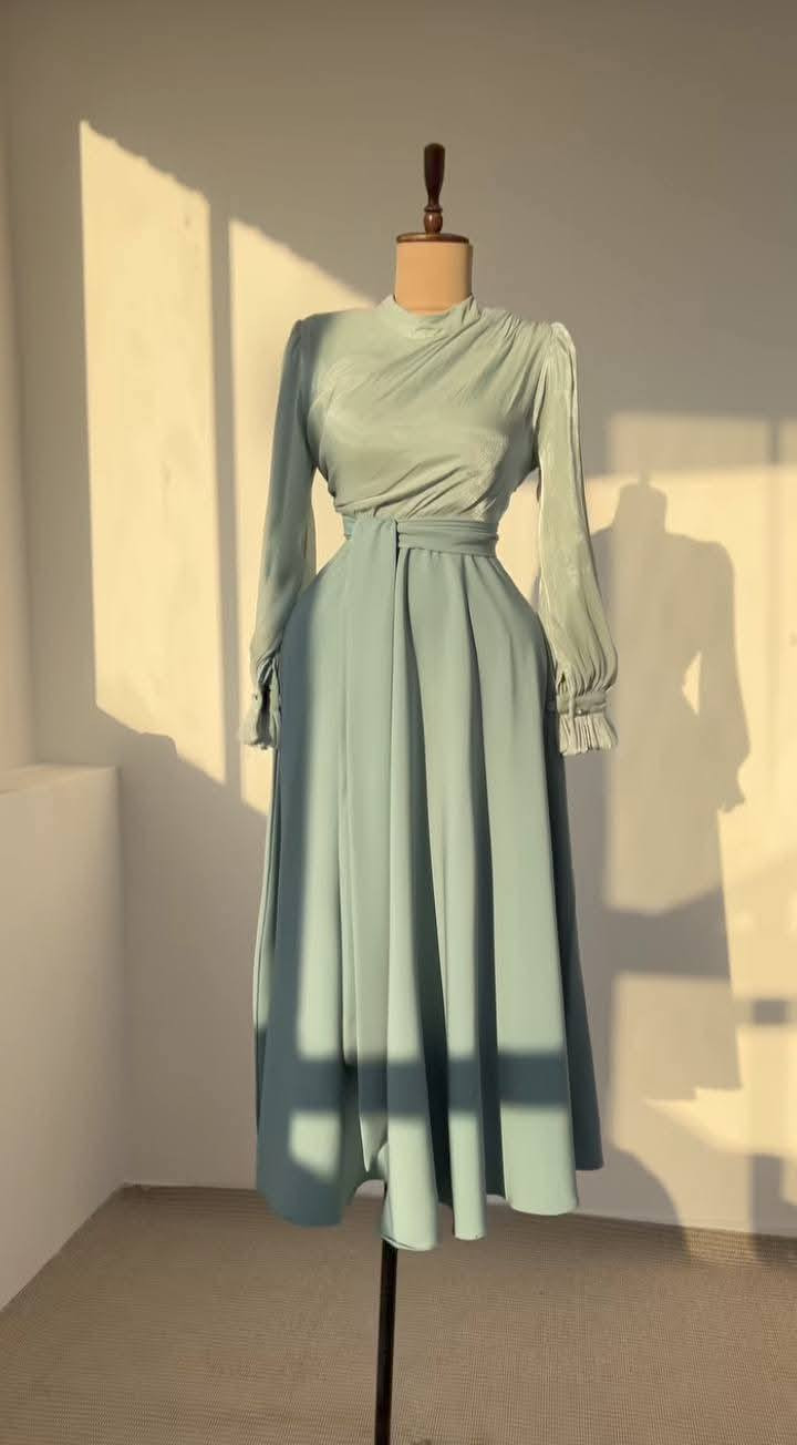 فستان نساىي مطعم اوركنزه وستن 
خامـــة  تـــرڪيــة  درجـــة اولــى
القياس 38 40 42 44 46 48


**إذا كنت صاحب هذا الإعلان وتريد حذفه لأي سبب، رجاءا أرسل رسالة إلى الدعم الفني**