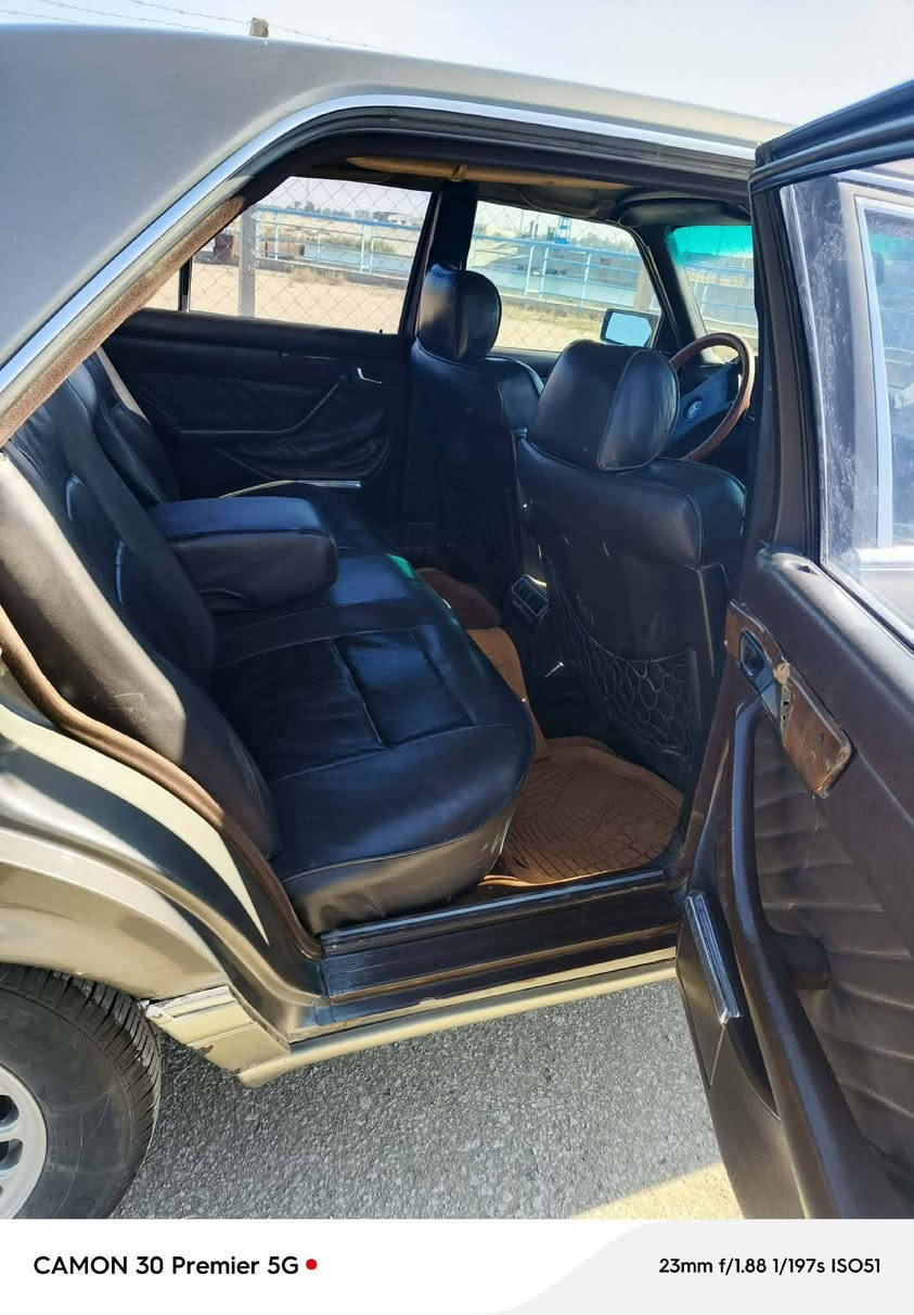 سلام عليكم مارسدس رئاسي مديل 90بغداد سنويه الل 28كير مكينه تبريد تخم تأير اريل  كهربائي سنتر لوك شغال سستم سماعات حداديه 100/50 كهربائيات كله شغال قواعد دبل بلاد تبريد شغال عنواني ديوانيه غماس ***********
