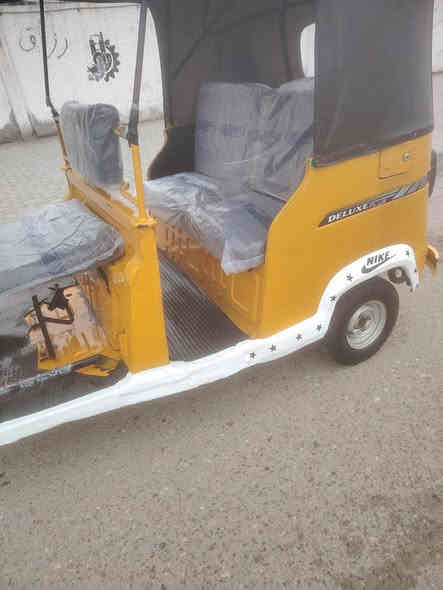 تكتك تي في اس رقم سنويه داخله بل 20تكتك حلوه جاهزه مال شغل مكينه مفتوحة البدي شوف العين كهربائيات شغاله مكاني بصره حيانيه متواجد وتساب فقط  سعر 4500 وبيها مجال ***********
