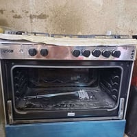 طباخ • اشتريه جديد • زجاج الفرن مكسور