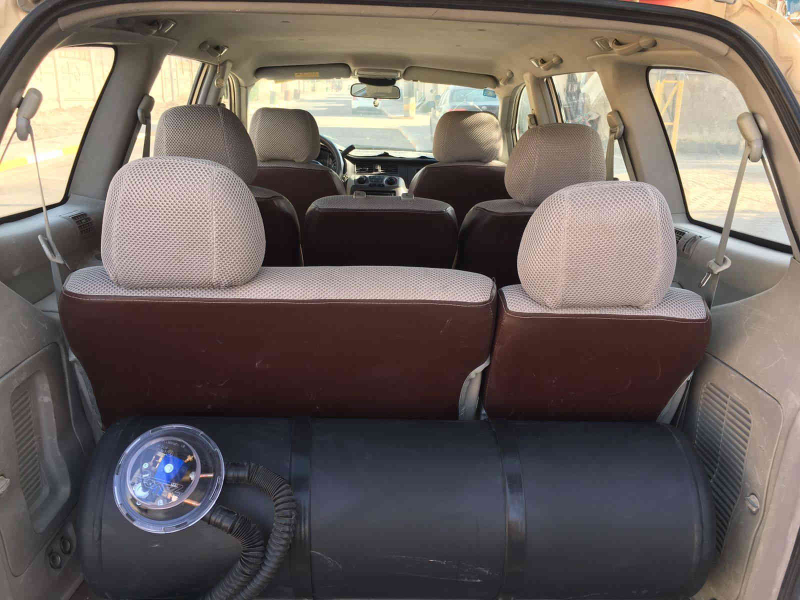 السلام عليكم
هونداي ترانجيت   رقم بغداد بسمي٧ راكب مديل ٢٠٠٦ مكينه ٢٧٠٠ ٦ سلندر سياره حلوه كير مكينه مكفولات تبريد قطعتين منقص غاز  مصبوغه عام للجماليه فقط بدون ضربه ولا خياس سياره مال عائله ترايك للبصره تحويل ثاني يوم  سعرها 79 وبيها مجال حك الجيه مكاني بغداد الدوره  اذا شراي اتصل ***********
