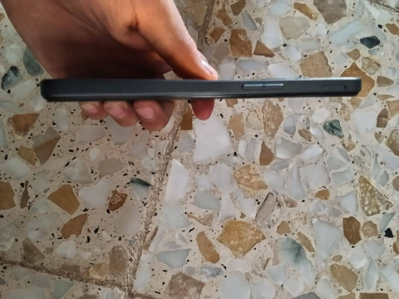 سلام عليكم موبايل جديد مامستعمل صالة عندي شهر المبايل اريد اراوسة مبايل


**إذا كنت صاحب هذا الإعلان وتريد حذفه لأي سبب، رجاءا أرسل رسالة إلى الدعم الفني**