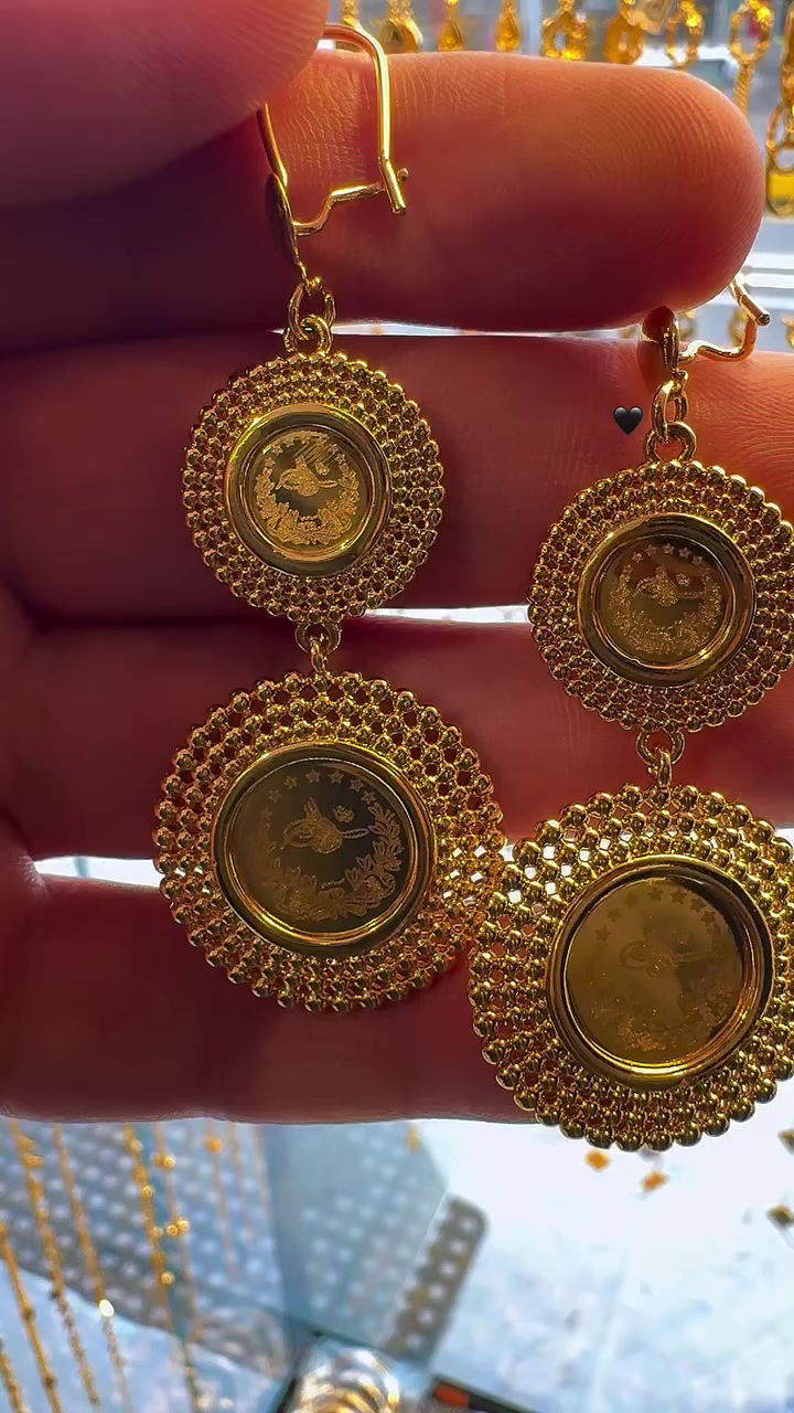 تألقي بإطلالة فخمة مع مجموعة التراجي الذهب البرازيلي الأصلي ✨
تصاميم أنثوية راقية ولمعة ذهبية جذابة تضيف لمسة أناقة لكل إطلالة.

💛 جودة عالية ولون ثابت
💛 موديلات متنوعة تناسب جميع الأذواق
💛 خفيفة ومريحة للاستخدام اليومي والمناسبات

اختاري التراجِي اللي يكمّل جمالك وخلي أناقتك تلمع أكثر ✨
متوفرة الآن في المحل بأسعار مناسبة جداً

📩 للحجز والاستفسار راسلونا على الخاص.
او على ***********
عنواننا:قضاء بلد/شارع العريض/مجاور حراير او بلد مول
 #كوزمتك_ليا_بيوتي  #عروض  #جمال  #متابعة  #ترند  #متابعين  #تخفيضات
