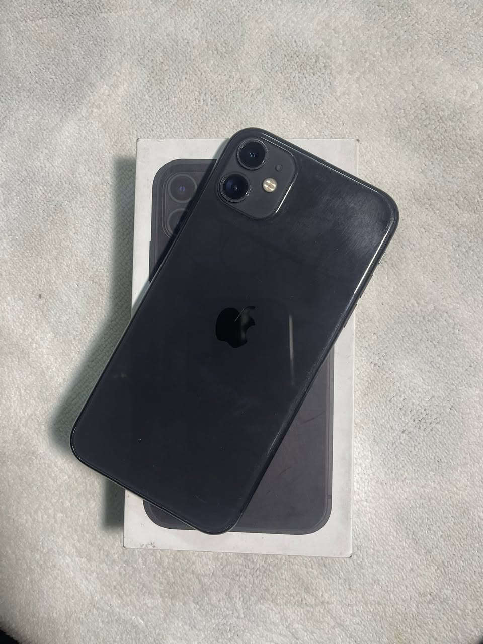 السلام عليكم عرض بلاش بلاش متابعين الشارقه توفر جهاز 11 عادي لون ⚫️ جهاز وتر بروف ممفتوح  
سعه الجهاز 64GB
البطاريه 70🔋
نموذج M 
الاتصال على الأرقام التاليه ***********
***********

السعر 200   وتددلون توصيل 🚚 مجانا 🆓 العاصمة بغداد فقط
