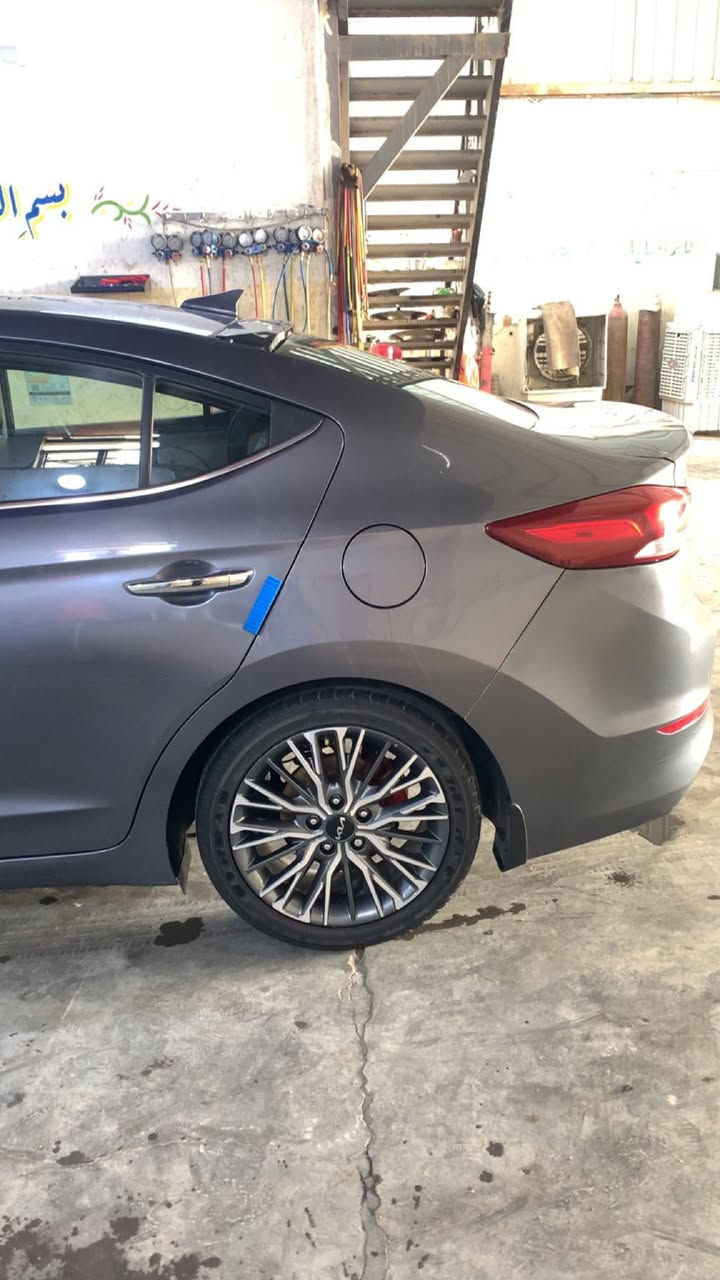 سلام عليكم للبيع سيارة النترا 2017 رقم بغداد دولي سنويه 2030 الون فيلي امريكي كندي حادثها صندوك راجع بارد حته دعاميه بلادية بيها مكانين بارد طارف الباب و طرف جاملغ الخلفي   

سياره لمتد كشنات اماميه خلفيه جلد تدفئه و السايق كهرباء خزن بالباب ٣ وضعيات  يتقدم ويه تشغيل سياره  الستيرن تدفئه كشنات جلد شاشا و سماعات انفنتي يعني اكبر شاشا بالنترا رادارات امامي خلفي جانبي سياقه ذاتيه و تحديد مسار يعني توكف من وحدها بصمة تشغيل ابواب  و فتحة سقف فول تحكم ستيرن شاشه بالدشبول تنطيك العطل تبريد بيانو مناخ منفصل مري قلاب ويه البك صندوق ذكي  ماشيه 140 حقيقي 

 3 وضعيات قيادة  كير محرك مكفول   السعر 145 

سياره تخبل احلى من صور مكانها رمادي ***********
