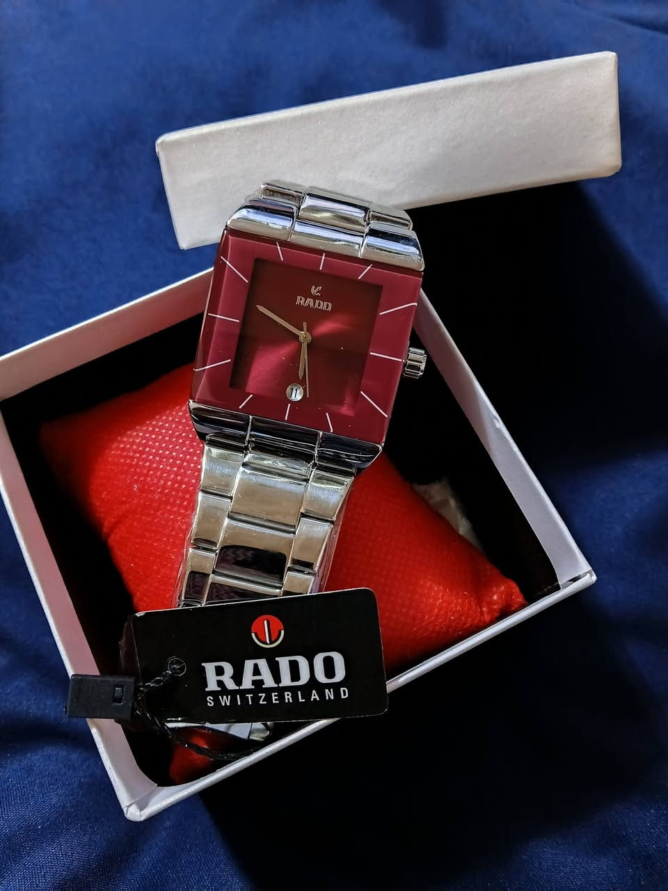 رادو كوارتز باله أوربي سعره ٢٥ الف مع توصيل خاص موجود


**إذا كنت صاحب هذا الإعلان وتريد حذفه لأي سبب، رجاءا أرسل رسالة إلى الدعم الفني**