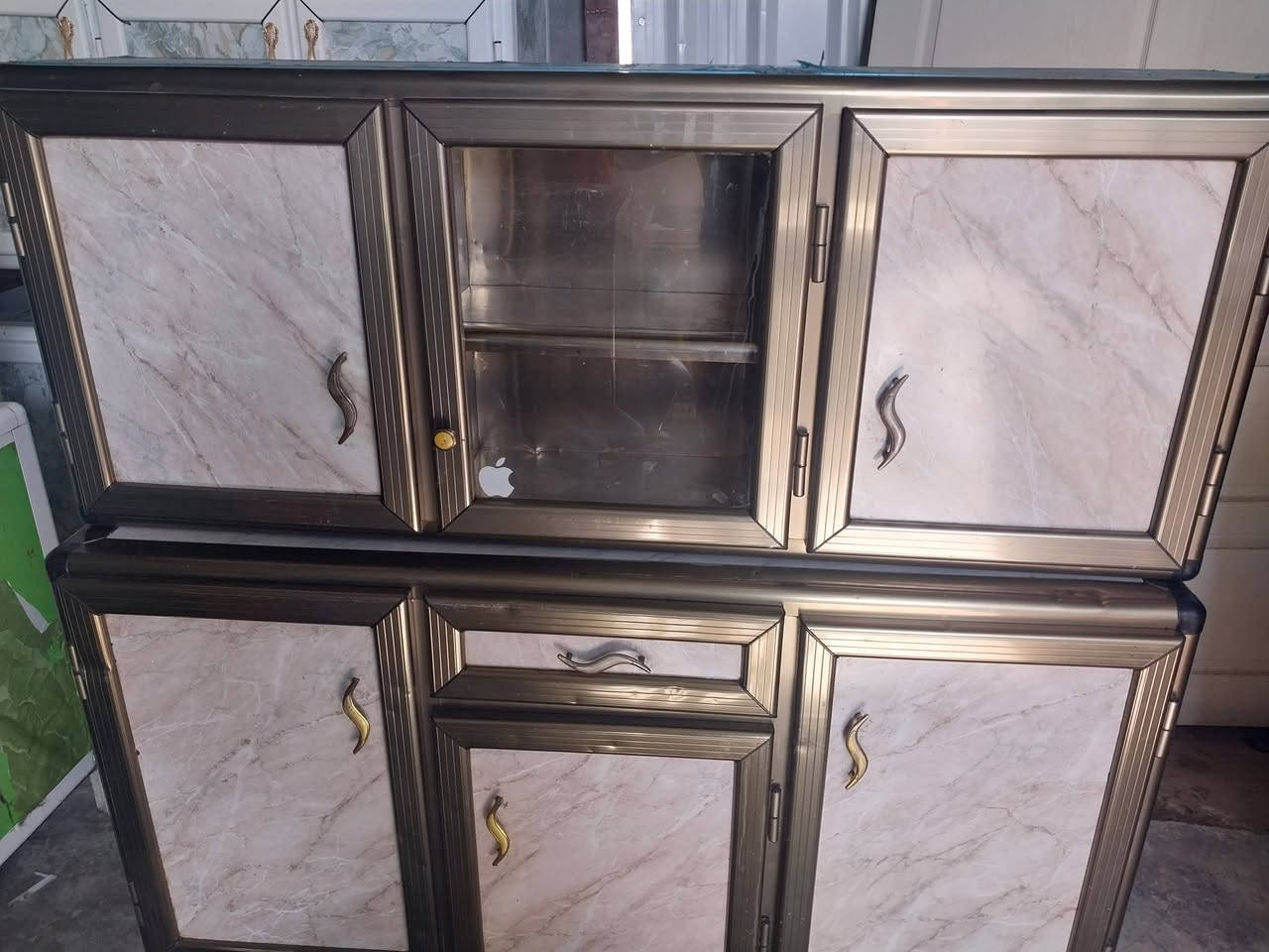 بسم الله وعلى بركة الله 
يتوفر لدينا انواع لكاونترات وجميع القياسات 😍😍
سنك سطح بوحده 😍
سنك حوض بوحده 
ثلاجات ابلاديه مامصلحه 😍
طباخات المصري 😍 كريازي 
موجمدات 😍 حجم صغير 

***********
حارث
