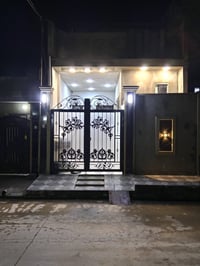 بيت للبيع • ١٠٠م • مدرسة الكويتة التاسعة