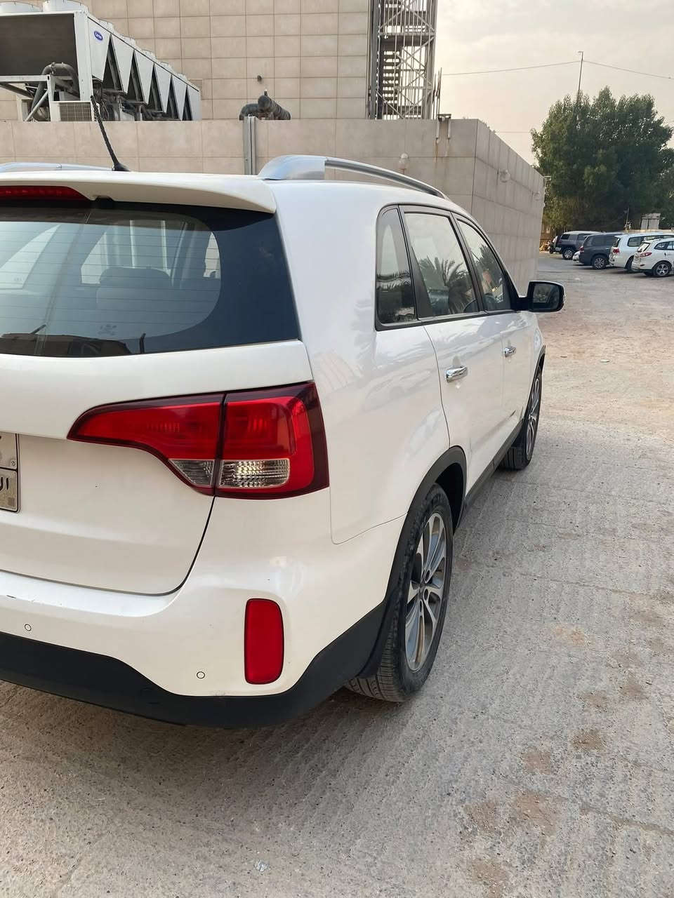 سورنتو خليجي 2015
بيه قطعتين تبديل وقطعة صبغ 
4 سلندر بصمة 7 راكب 3 قطع تبريد 

للإستفسار ***********
