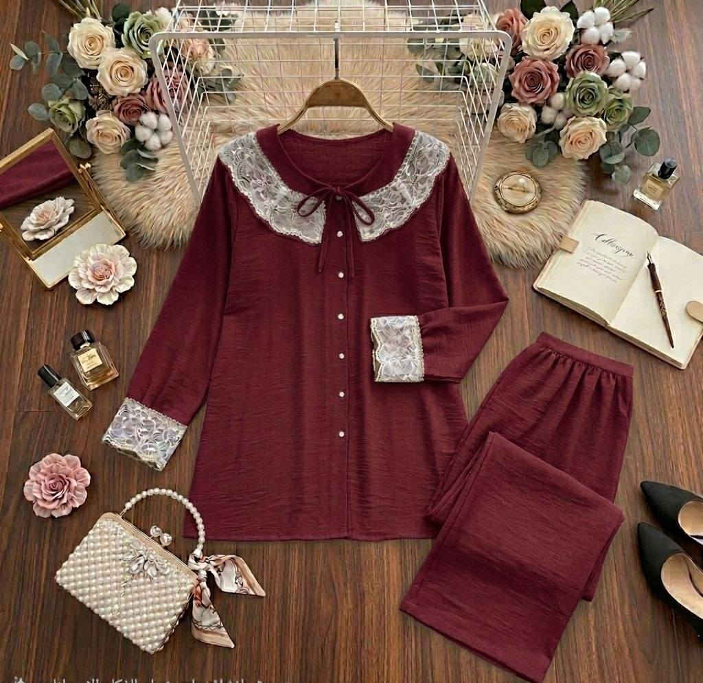 طقم  نسائي  صيفي
القياس: 48..50..52..54..56
               
الخامة:  للن  ناعم صيفي  

السيريه: 5 قطع من لون واحد، يمكن التشكيل.
الألوان: 7 ألوان 

 سعر الدرزن: (156) ألف

 التوصيل: (5) آلاف


**إذا كنت صاحب هذا الإعلان وتريد حذفه لأي سبب، رجاءا أرسل رسالة إلى الدعم الفني**