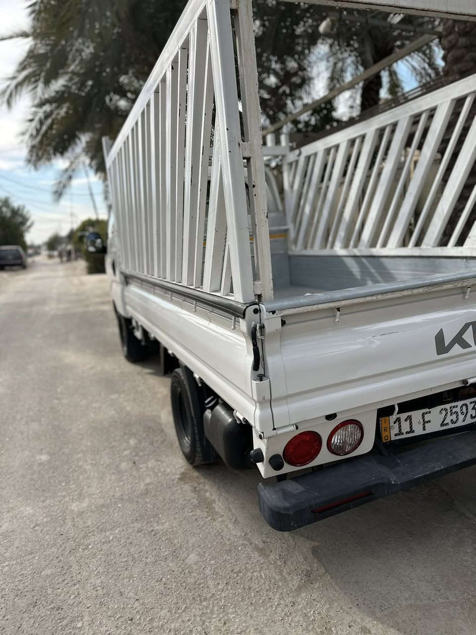 السلام عليكم اخواني
كيا بنكو نثيه ٢٠٢٥ 

سياره مكفوله ماعدا هاي طخه بالبنيد ودعاميه مابيه اي كسر فقط مطعوجه ولباب مال بدي ايضا بي طخه بسيطه وباقي السياره مكفول من الرصعه ولشخط 
سياره جديده وماشيه ١٠ الاف فقط 

ايضا مكينه مكفوله اي نقص مابيه سياره 
مكانه بغداد شهداء البياع 
سعر السياره ١٦٨ ورقه وبيه مجال 
للاستفسار ***********
