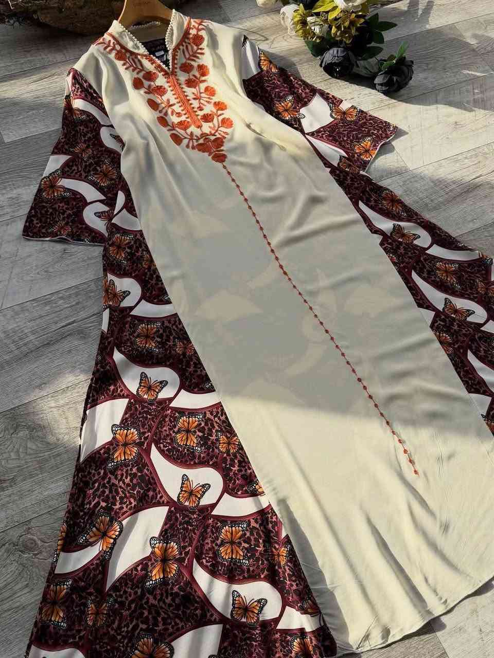 #تكــــــــــرااارر_جمااااال_____وووووصـــــــــــل
#دشداشة كشمير بنعومة فاخرة ✨
لون راقي وتطريز ناعم يبرز الأنوثة بذوق هادئ🌸🦋
قصة مريحة مع شدّة خصر تعطي شكل أنيق ومرتب🐅🙂
القياسات _2xl_3xl_4xl_5xl🙂🤍
#سعـــــــــــــــــــــر15
يوجد توصيل داخل المسيب الفين دينار 
يوجد توصيل محافظات


**إذا كنت صاحب هذا الإعلان وتريد حذفه لأي سبب، رجاءا أرسل رسالة إلى الدعم الفني**