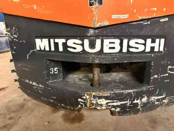 رافعه شوكيهMITSUBISHIا. 3.5طن
موديل2015

3.5طن  مكينة  ميسيبوشي s4s 
 3حركات 
كير أوتوماتيك
كير ومحرك كفاله

العنوان 
بابل الشوملي مقابل الحي الصناعي 

للاستفسار 
              ***********/***********
السعر 106$
