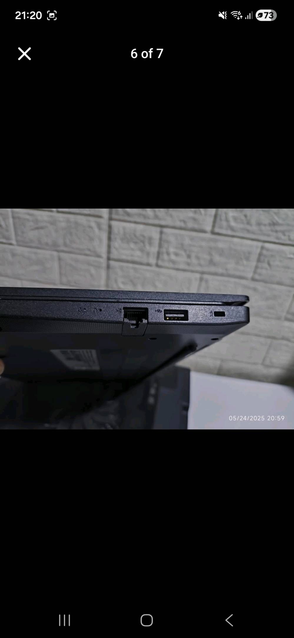 لابتوب العاب متوسطه

لابتوب ختمت عليه Elden Ring ولعبت Resident Evil 4 Remake 

 و Hollow knight و Cuphead بدقة 1080 ,60fps
تشغل العاب المتوسطة بسلاسة وبعض الالعاب القوية 
وهم تشغل Gta V

مواصفاته 

لابتوب Lenovo 
نظام Windows 11
DirectX 12
المعالج - I5 1135G7
كرت الشاشة - Nvidia GeForce Mx350 
الرام - 16gb (8×2) 3200
الشاشة - 15.7 Full Hd 1080×1920
الذاكرة - 512 Ssd 
شاحنة سريعة 65 واط 
بطارية تدوم ساعتين ونص او 3 ساعات تصفح ويمكن اكثر حسب استخدامك

بالاضافة لستاند ومروحة وياه تنربط USB