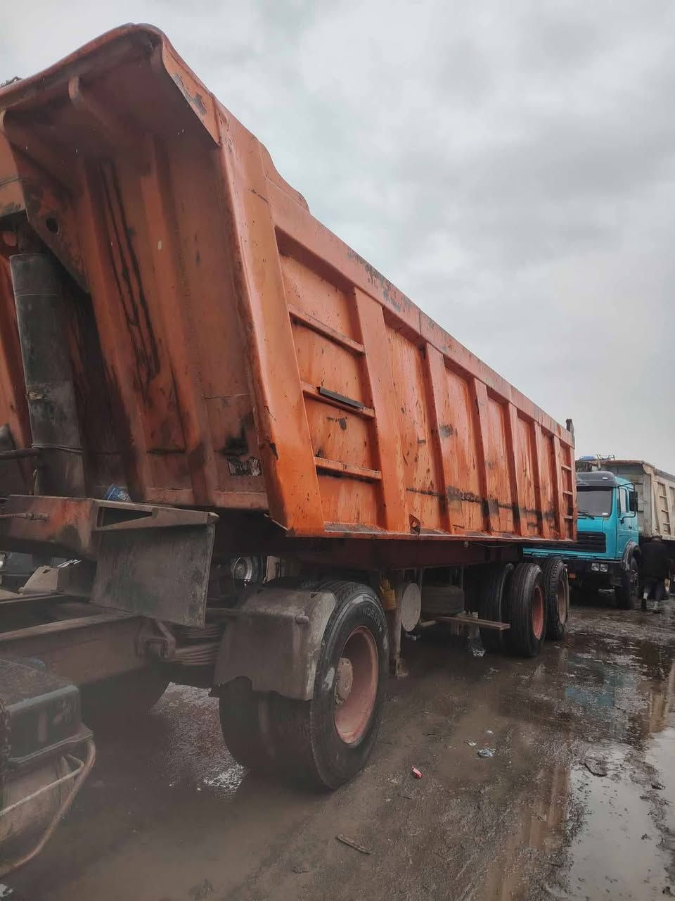 للبيع عربانه جوليكه تخم تاير مكفوله 85وبيها مجال ***********
