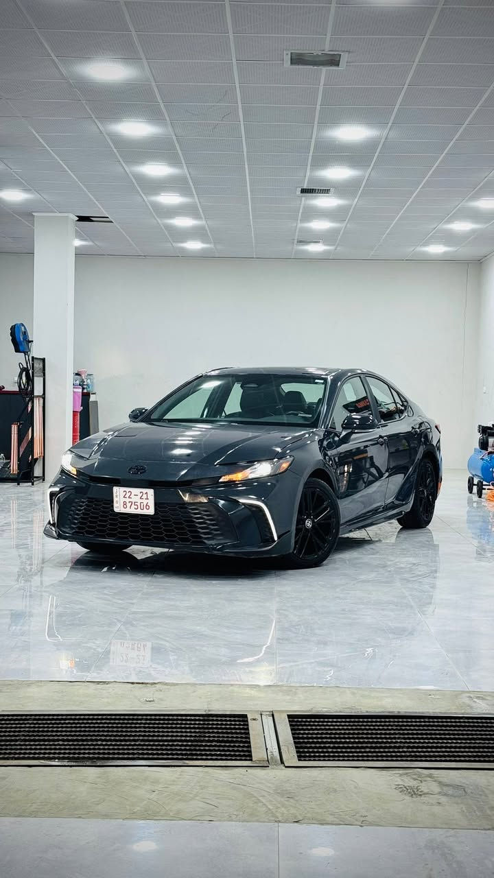 Toyota Camry 2025
.
مواصفات SE Plus 
.
مکینە هایبرد ٢.٥ لتر 
.
لون سمنتی 
.
بصمە .
فتحە .
شاشە.
کامرە .
رادار ٣٦٠ .
گیر شفت ( سبورت)
گیج دیجیتال .
کشنات جلد .
کشنات تدفئة.
اوتو ستارت .
اوتو هولد .
تحديد مسار .
مانع تصادم .
كاربلي . 
وضعيات قيادة
.
ضرر: جاملغ سكن بارد و جاملغ خلفي كلير امريكا و شوية من بنيد تكحيل ، صور حادث موجود، رقم الشاصي :
4T1DAACK8SU068314
للسعر و التفاصيل:
***********
.
مکان السیارە کلار 

سیارە كاتي ( بدون رقم)
