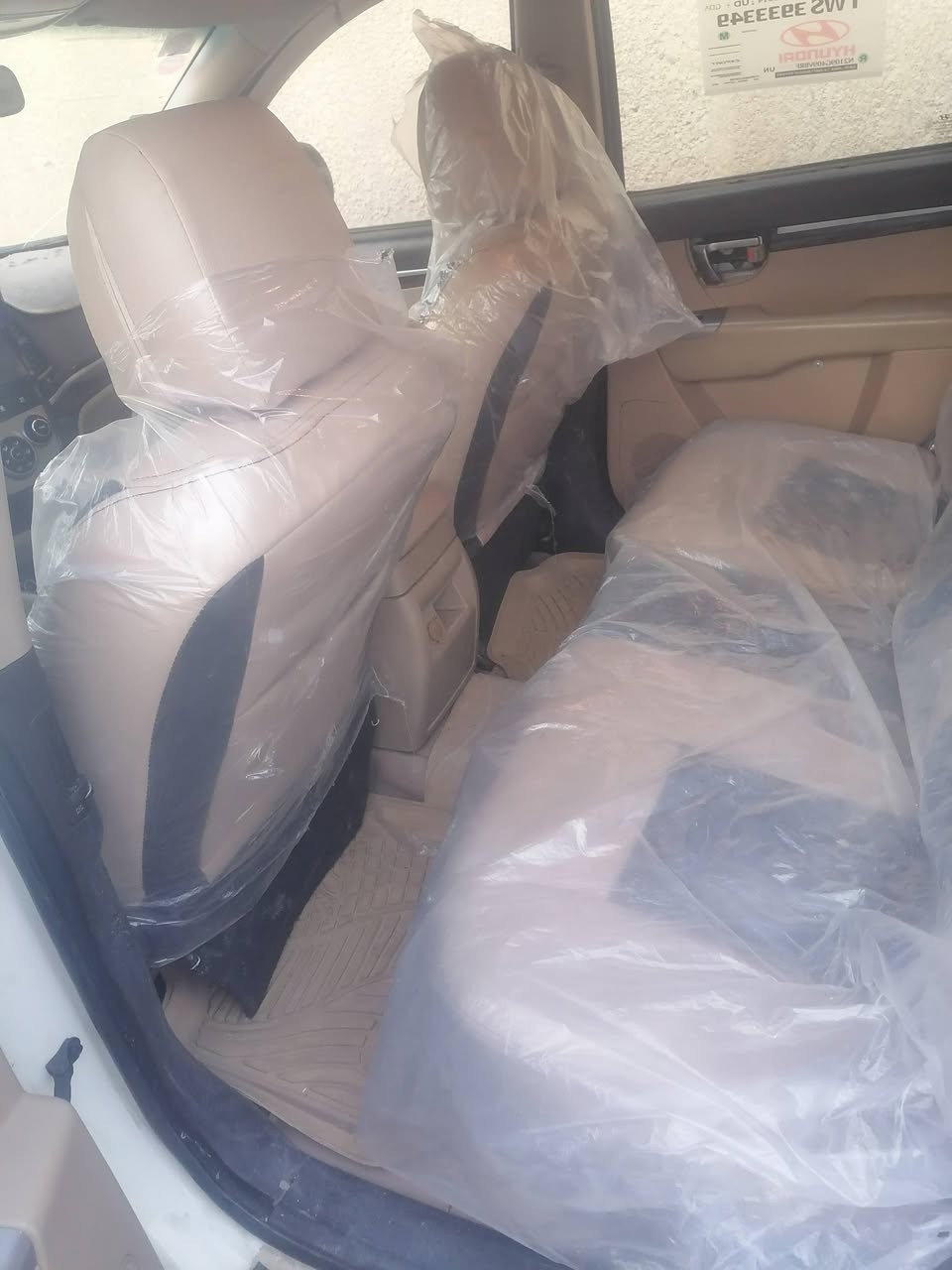 سنتافيا عاليه ٧ راكب موديل ٢٠١٢ صبغ عام جاهزه رقم واسط ألسعر ١٣٠ بيها مجال سنويه ٢٠٢٧ بسمي تحول ثاني يوم داخله هزه رقم إنكليزي ألأستفسار على ***********
