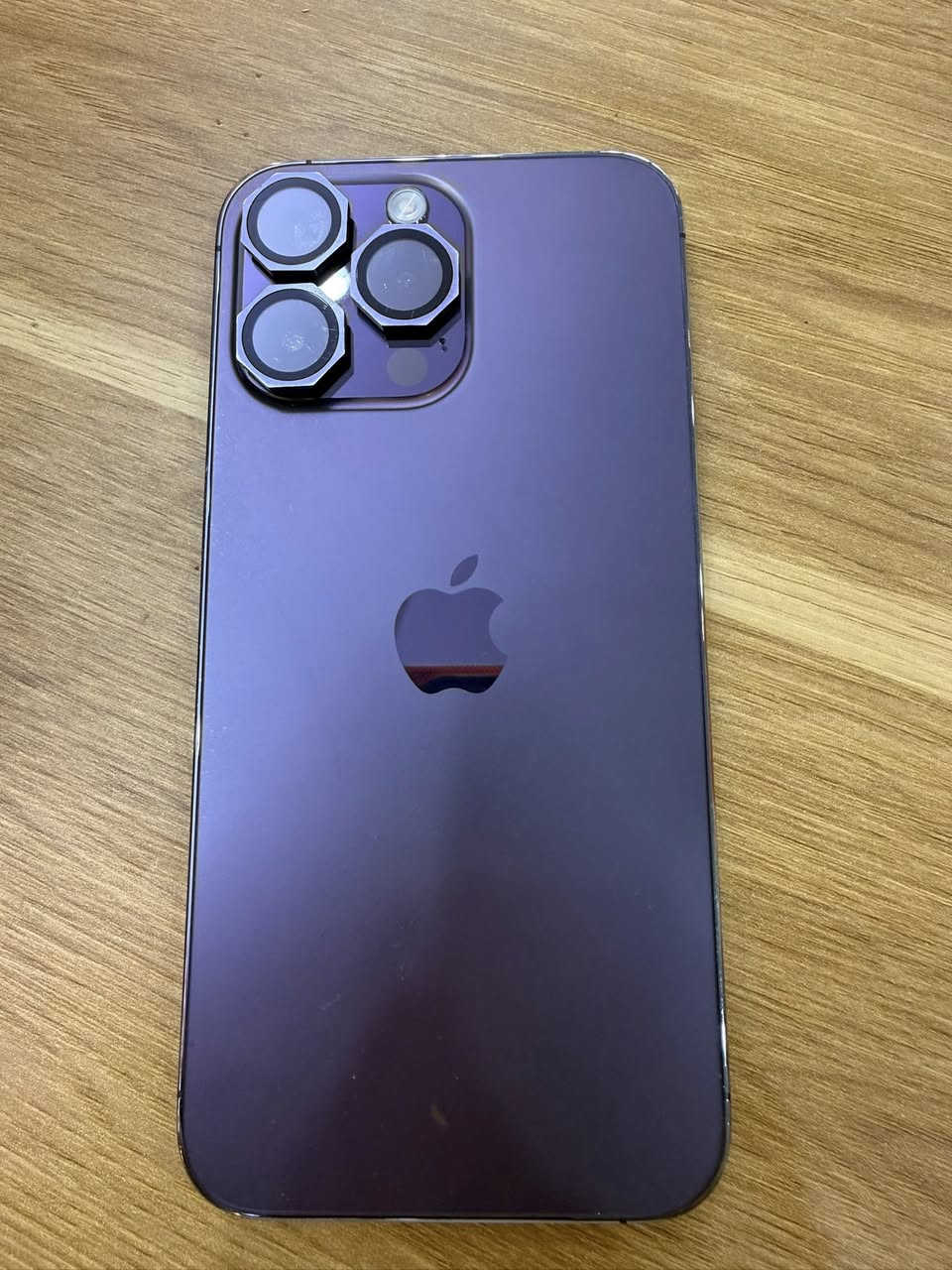 آيفون 14 برو ماكس شرق اوسط بطارية 85 
ذاكرة 256 جهاز مامفتوح نظيف 
السعر 900 الف قفل 🔏


**إذا كنت صاحب هذا الإعلان وتريد حذفه لأي سبب، رجاءا أرسل رسالة إلى الدعم الفني**