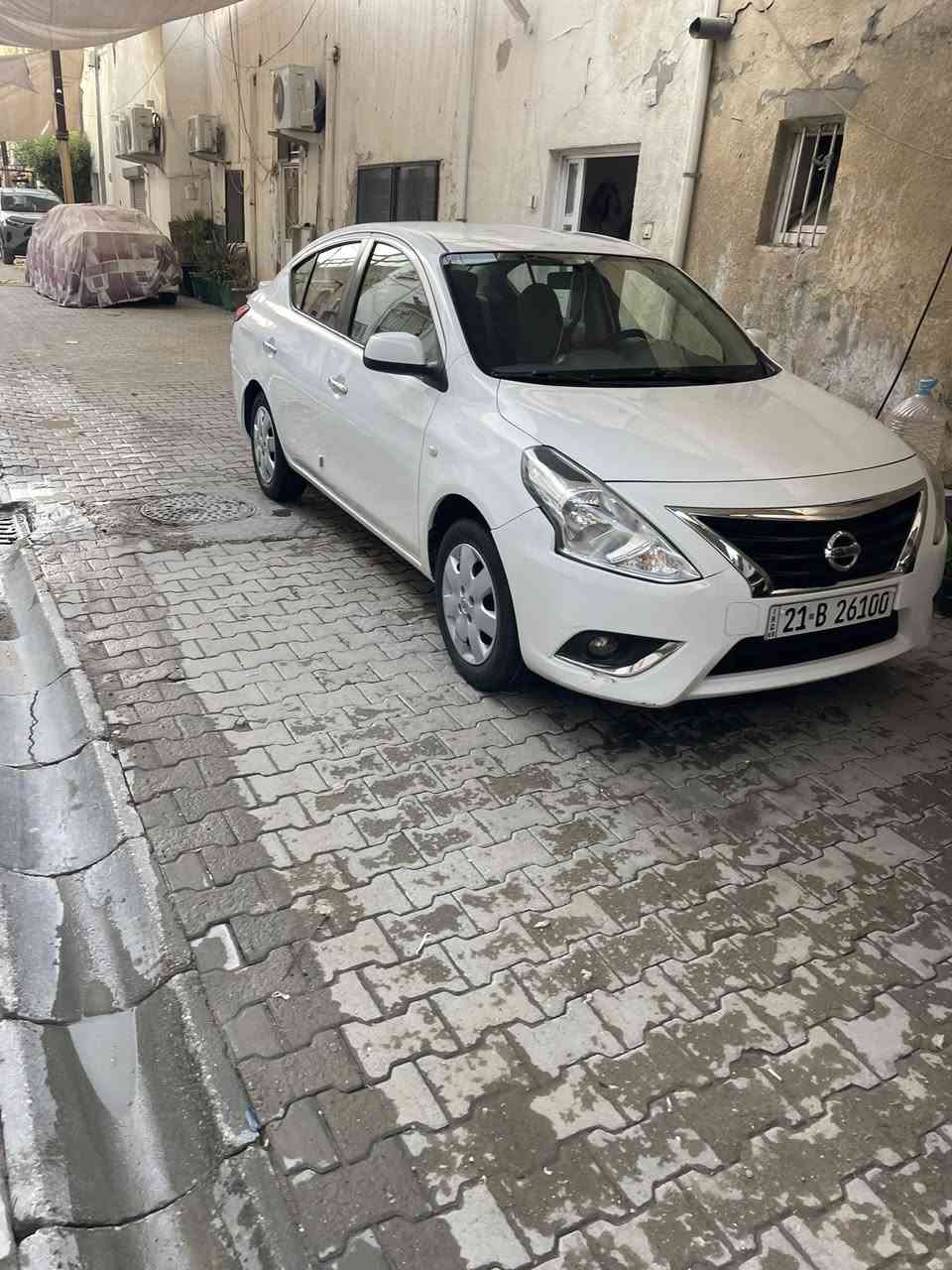 سلام عليكم نيسان صني موديل 2023 سياره جديده 
بيه طخه بل جاملغ الخلفي الأيمن فقط مكفوله من كلشي سعره 125 
***********
