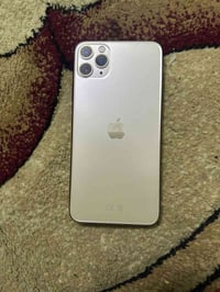 11برو ماكس ذاكره 256نضافه 100بطاريه 73مدبل فقط شاشه اصليه فيس ايدي شغا...