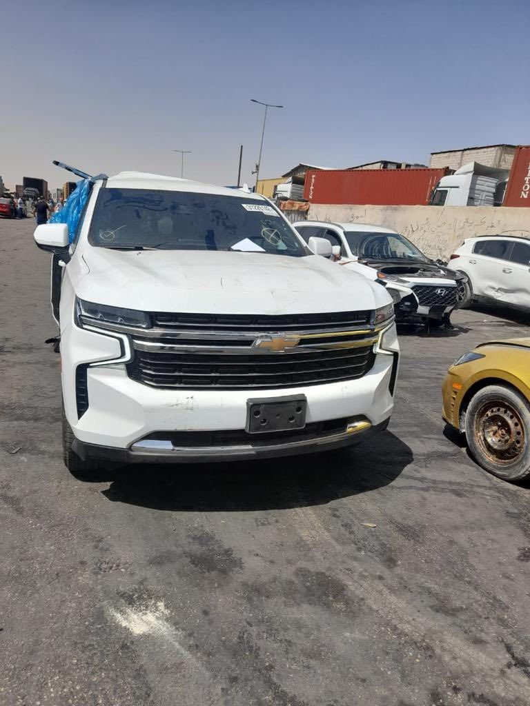 تاهو وارد امريكي 2021 صور الحادث مرفقه. سياره نظيفه جدا ماشيه 100الف. السعر 43الف دولار وبيها مجال الاتصال على الرقم ***********رقم بغداد السياره كامل مواصفات
