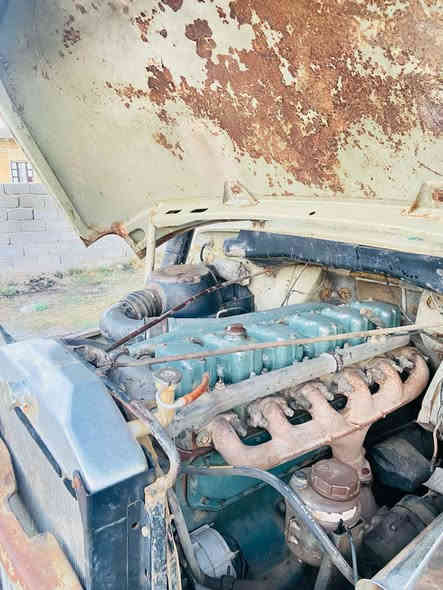 سلام عليكم. اقحم موديل قديم 65 محدثه 80. محرك 55 كير 25 اكسن جيف بيه فطر. بل شاصي مضروبه باج  رقم صلاح الدين مشروع وطني سنويه 29.   سعر. 20مليون وبيه مجال.  رجاء ال مو شراي لايتصلً.‭0786 562 3406
