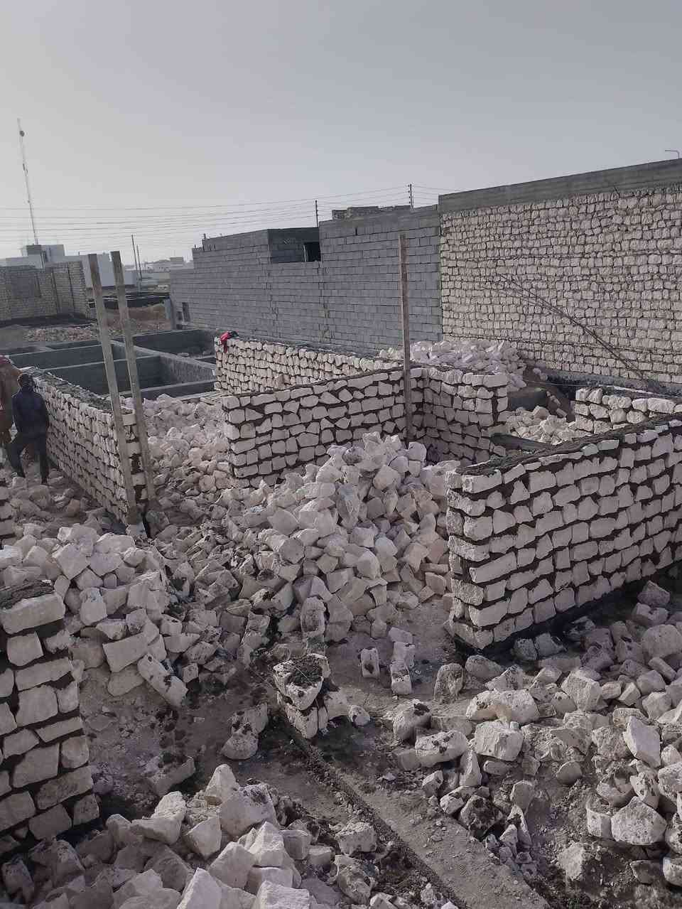 يا الله بسم الله إخوان الي ريد بنه هاذه شقلنه احنه 3 خلف شقل حلو ومرتب هاذه رقمي وبي  واتساب ***********
